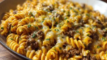 Cheesy Rotini Pasta with Garlic Butter Sauce and Ground Beef